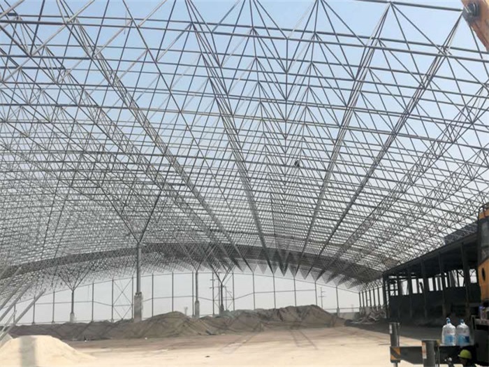 当阳钢厂料仓网架工程